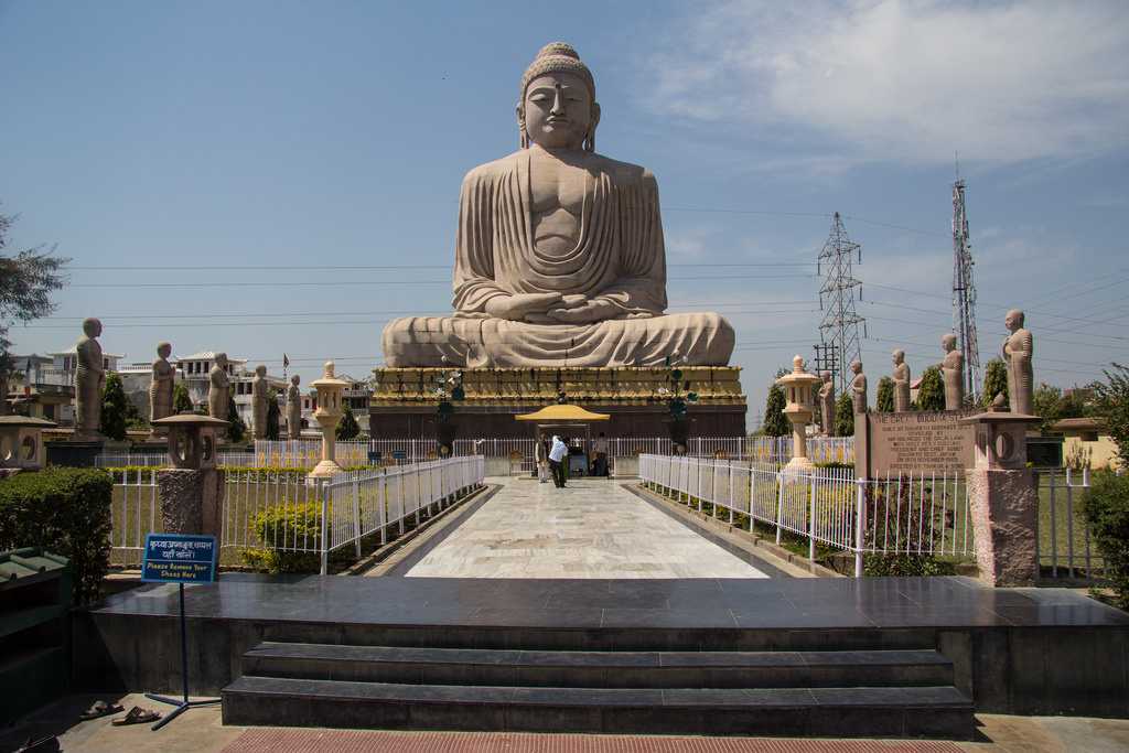 Buddha Mahabodhi Temple, Bodhgaya